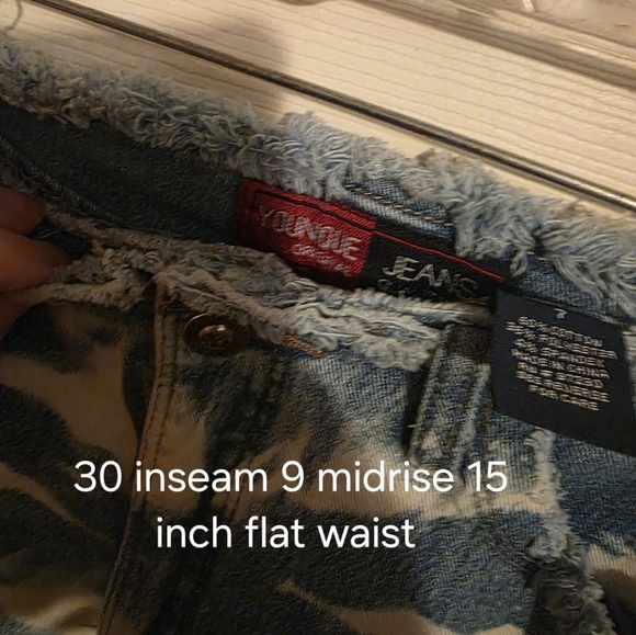 Younique Jeans. - Picture 4 of 4